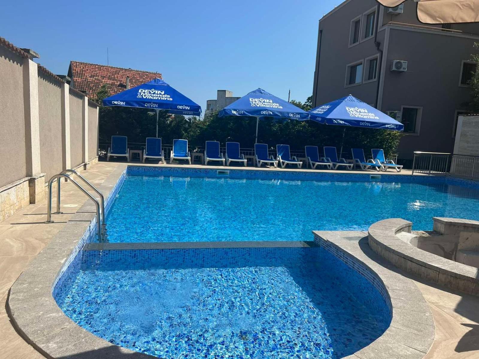 Vemara City Boutique Hotel-Free Parking Varna Exterior photo