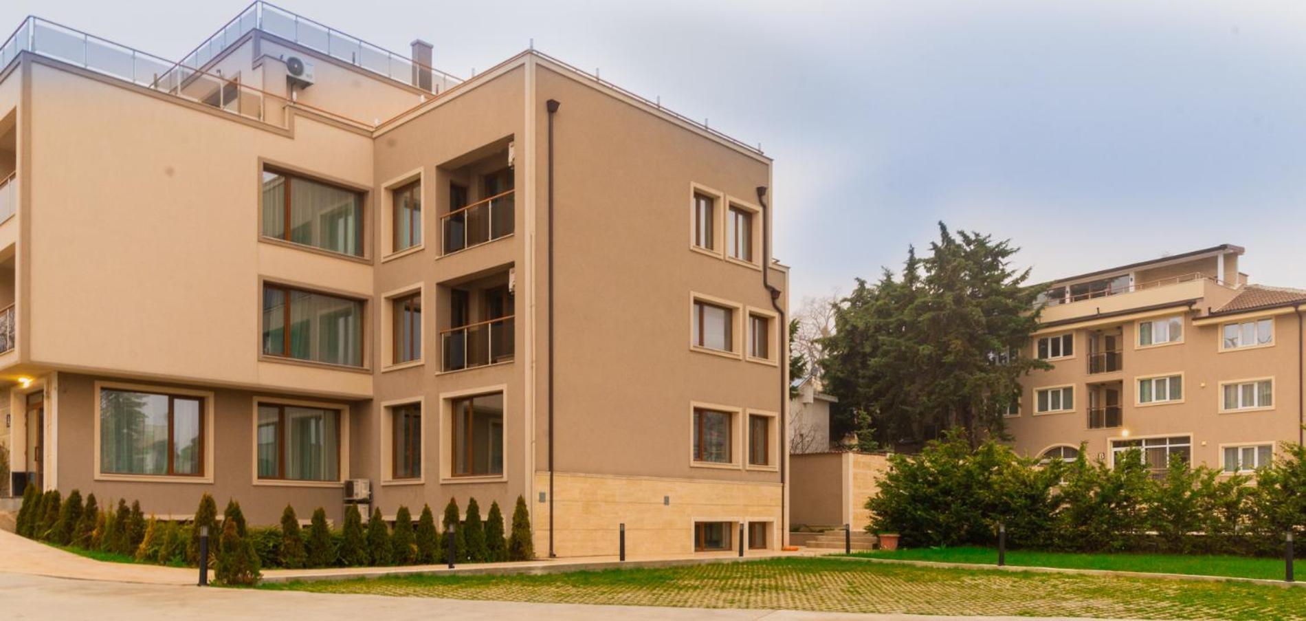 Vemara City Boutique Hotel-Free Parking Varna Exterior photo