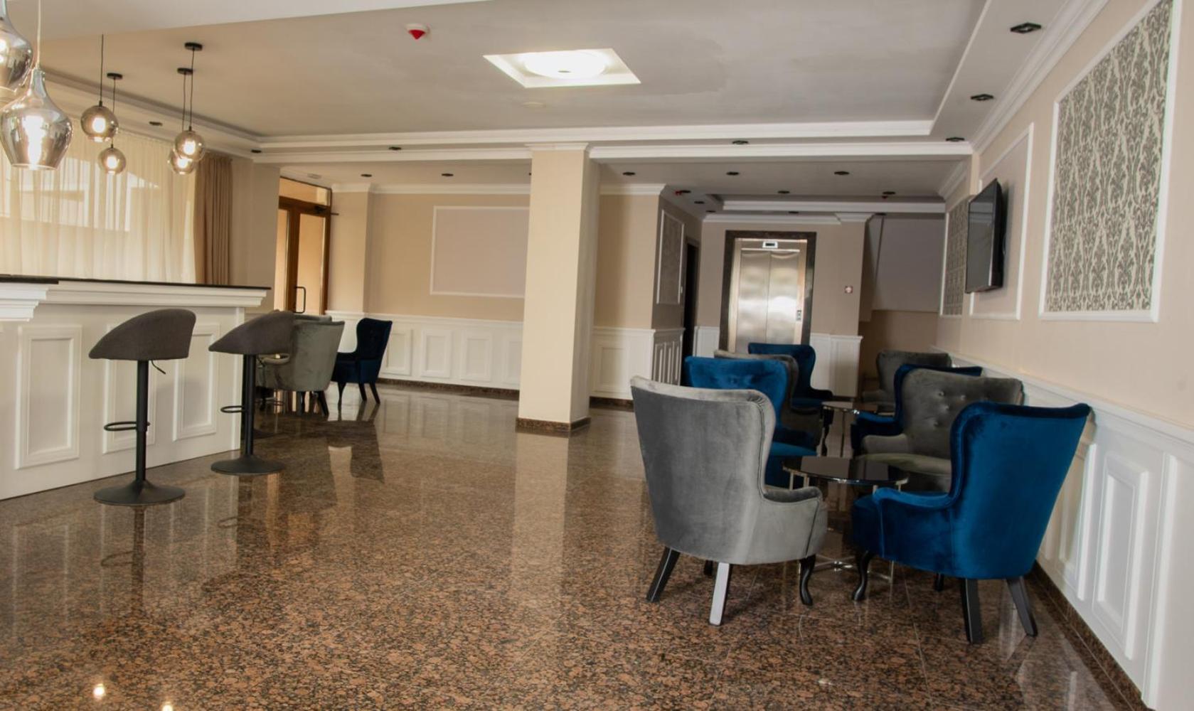 Vemara City Boutique Hotel-Free Parking Varna Exterior photo