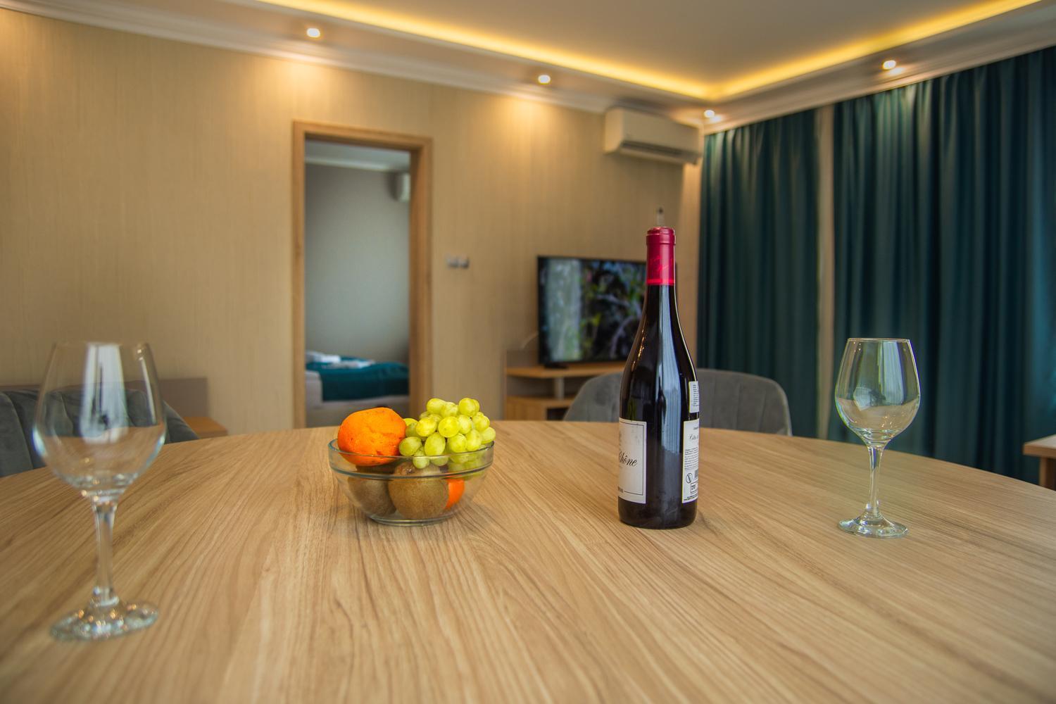 Vemara City Boutique Hotel-Free Parking Varna Exterior photo